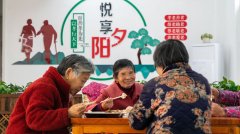 <b><b>单至多有30种荤素菜品</b></b>